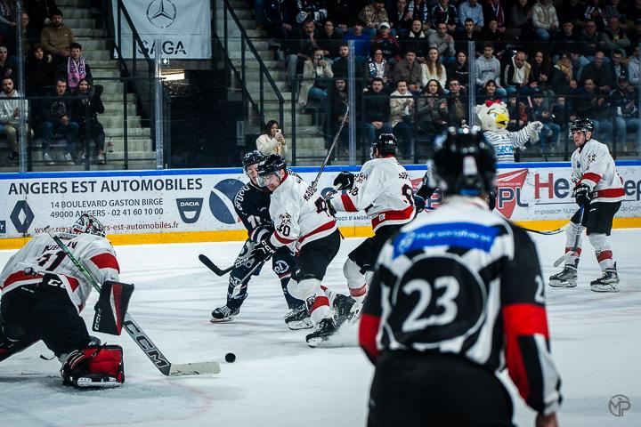 Angers  1 - 2 Chamonix 