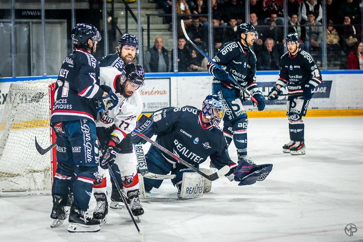 Angers  1 - 2 Chamonix 