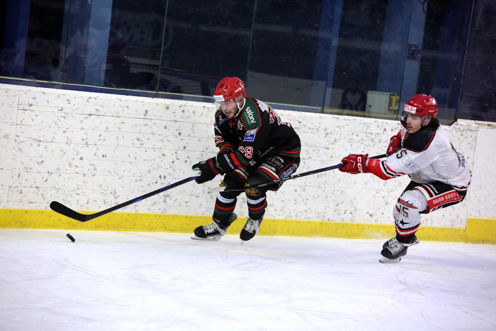 Mont-Blanc 3 - 2 Neuilly/Marne
