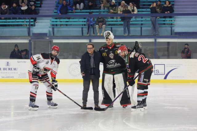 Photo hockey match Mont-Blanc - Neuilly/Marne le 16/03/2025