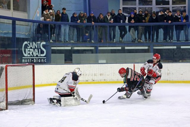 Photo hockey match Mont-Blanc - Neuilly/Marne le 16/03/2025