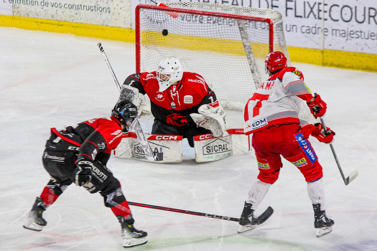 Amiens  3 - 5 Grenoble 