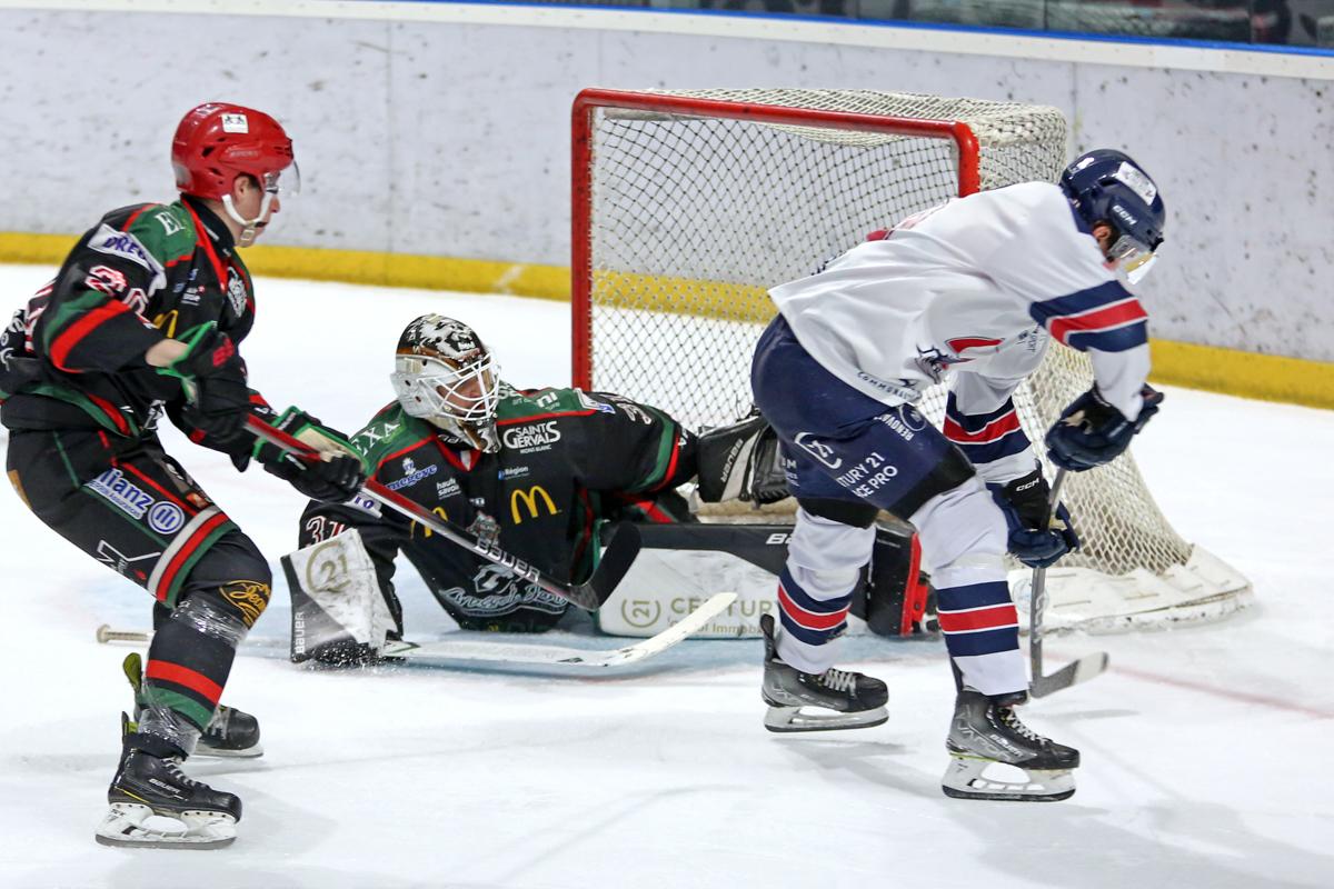 Mont-Blanc 0 - 2 Caen 