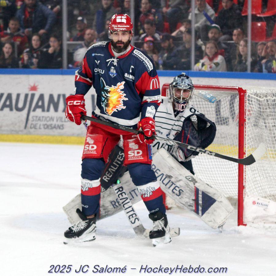Grenoble  4 - 2 Angers 