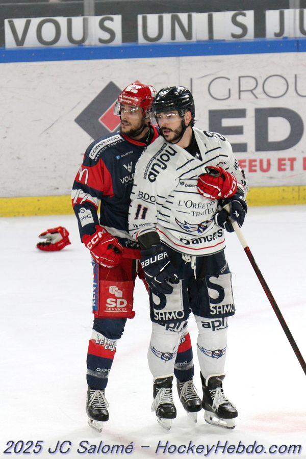 Grenoble  4 - 2 Angers 