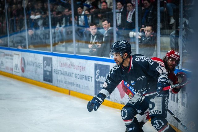 Photo hockey match Angers  - Grenoble  le 01/04/2025