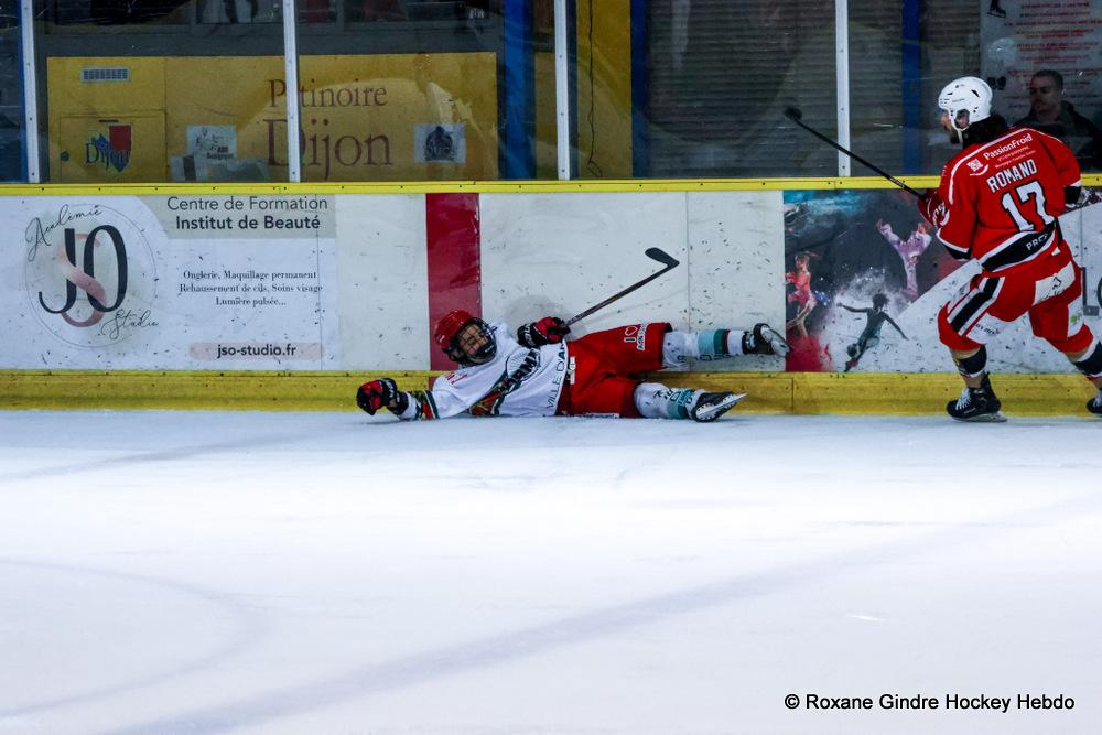 Dijon  0 - 4 Anglet II