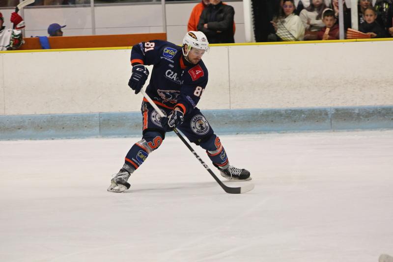 Clermont-Ferrand 6 - 4 Anglet II