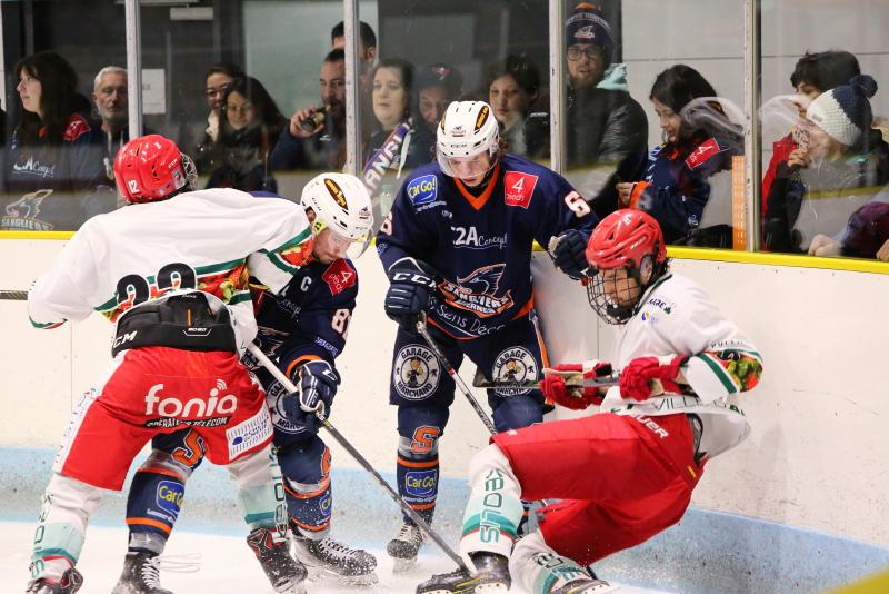 Clermont-Ferrand 6 - 4 Anglet II