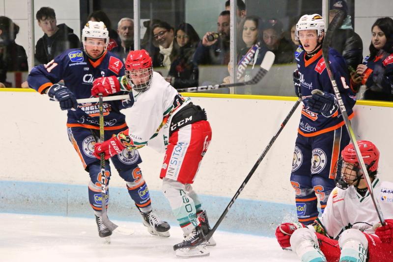 Clermont-Ferrand 6 - 4 Anglet II