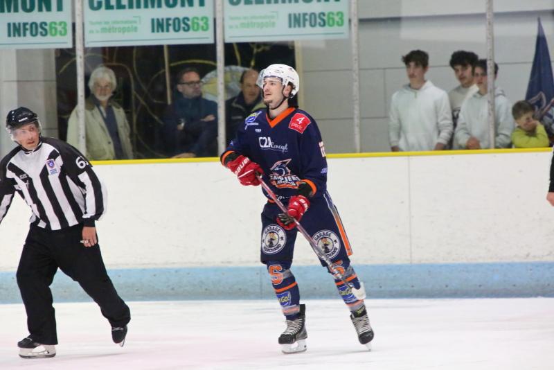 Clermont-Ferrand 6 - 4 Anglet II