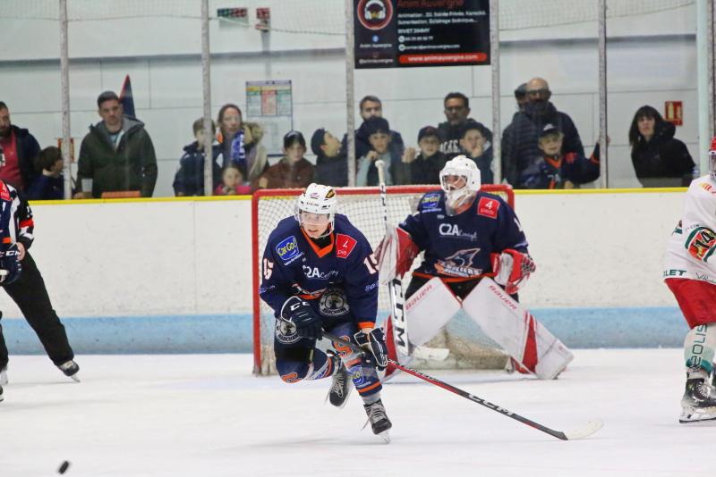 Clermont-Ferrand 6 - 4 Anglet II