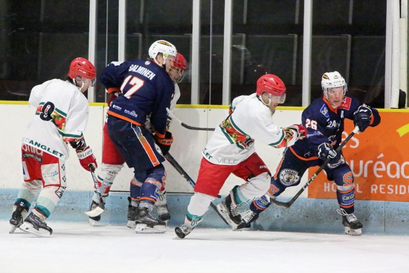 Clermont-Ferrand 6 - 4 Anglet II