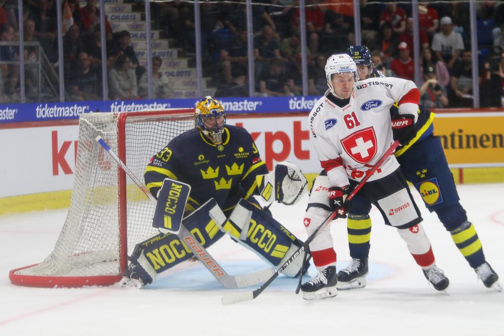 Switzerland 1 - 2 Sweden