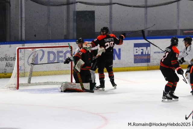 Photo hockey match Rouen - Trois-Rivières le 23/08/2025