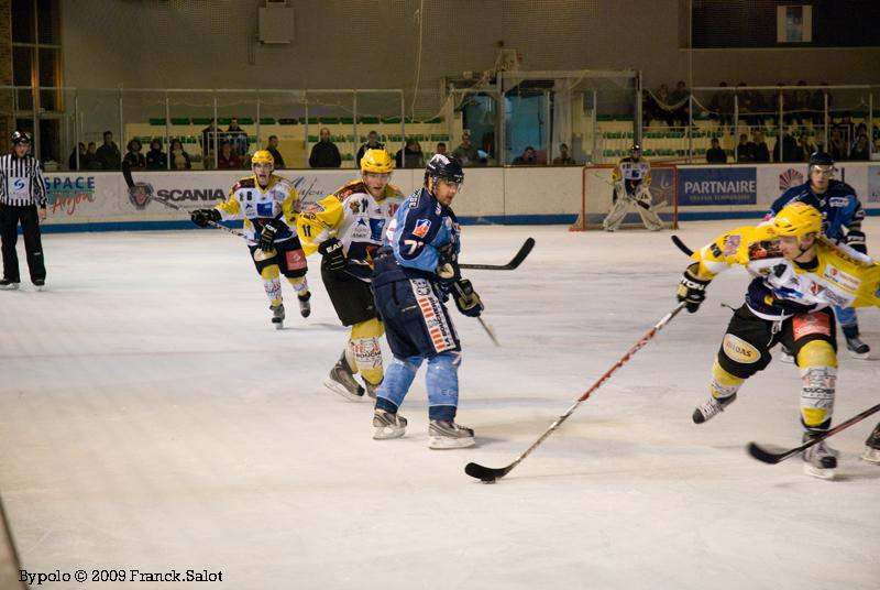 Angers  6 - 4 Strasbourg 