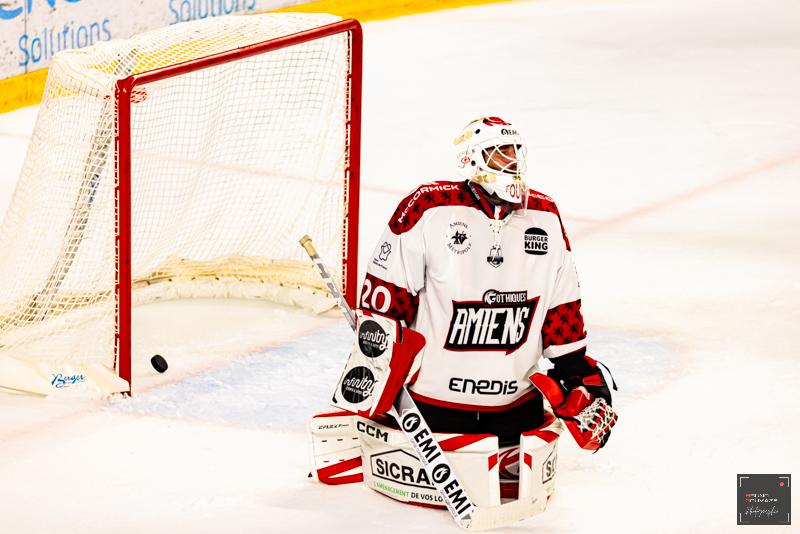 Cergy-Pontoise 4 - 2 Amiens 