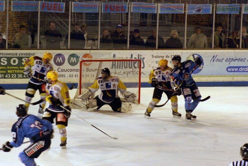 Angers  6 - 4 Strasbourg 