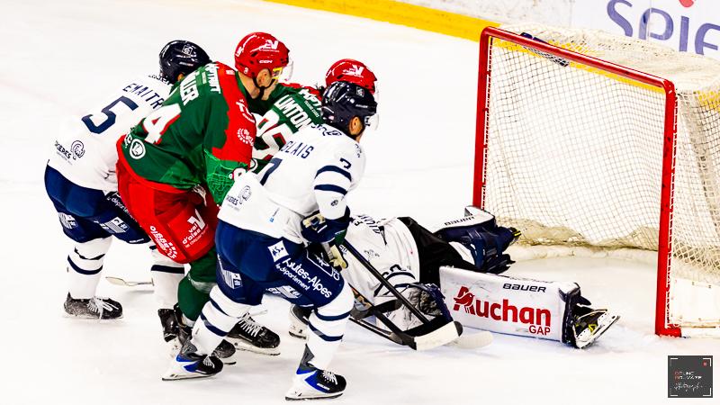 Cergy-Pontoise 4 - 6 Gap 