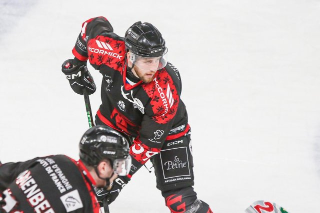 Photo hockey match Amiens  - Grenoble  le 23/09/2025