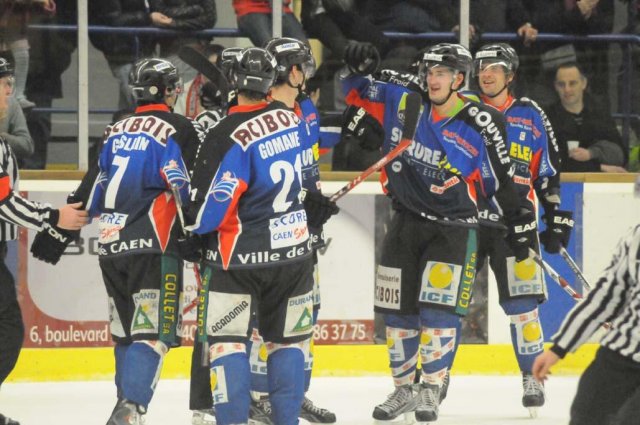Photo hockey match Caen  - Garges-lès-Gonesse le 21/11/2009