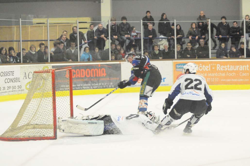 Caen  8 - 0 Garges-lès-Gonesse