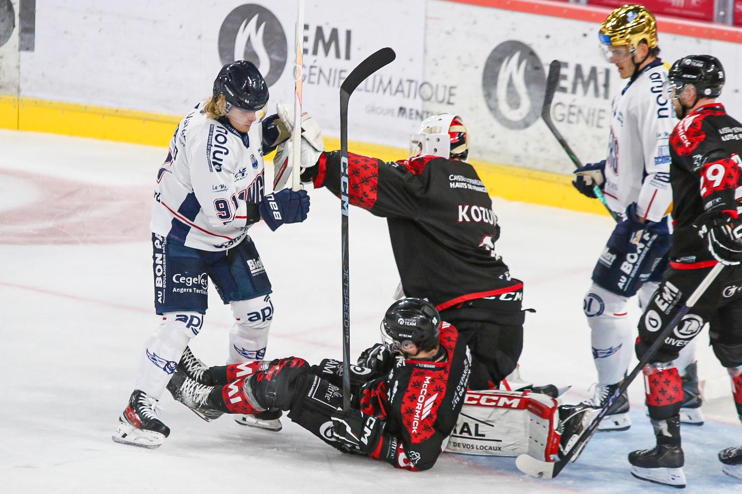 Amiens  3 - 4 Angers 
