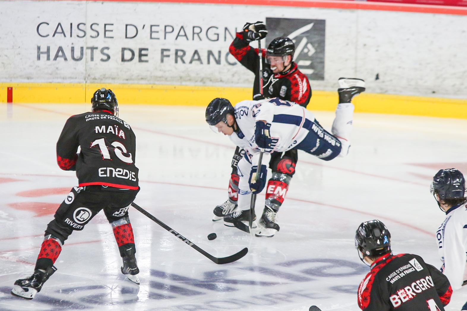 Amiens  3 - 4 Angers 