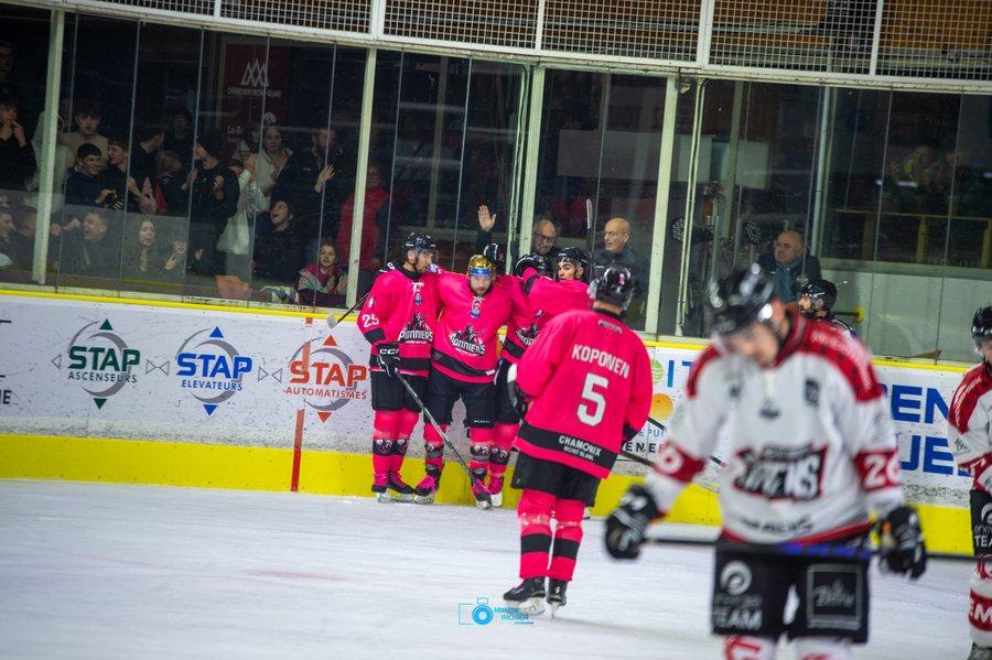 Chamonix  1 - 5 Amiens 