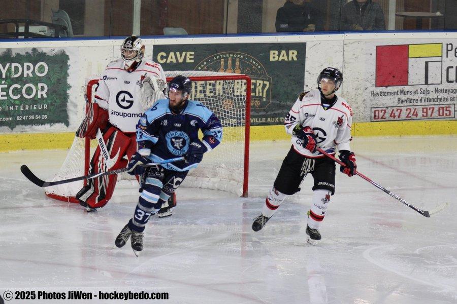 Tours II 3 - 7 Poitiers