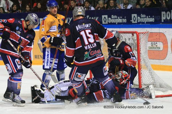 Grenoble  7 - 2 Dijon 
