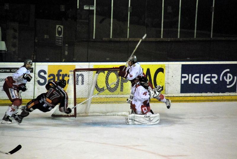 Bordeaux 10 - 4 Annecy