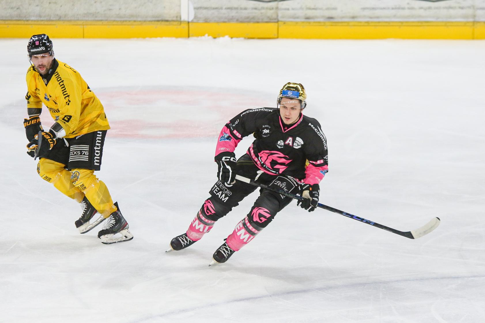 Amiens  2 - 4 Rouen
