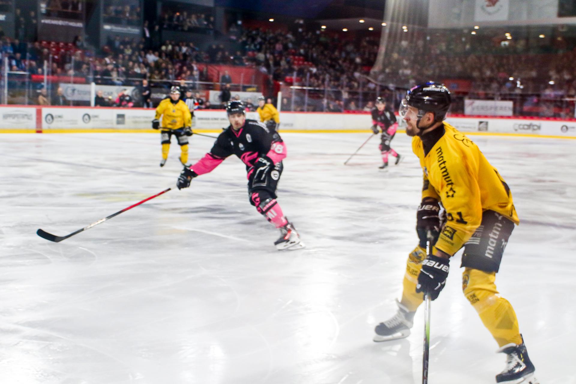 Amiens  2 - 4 Rouen