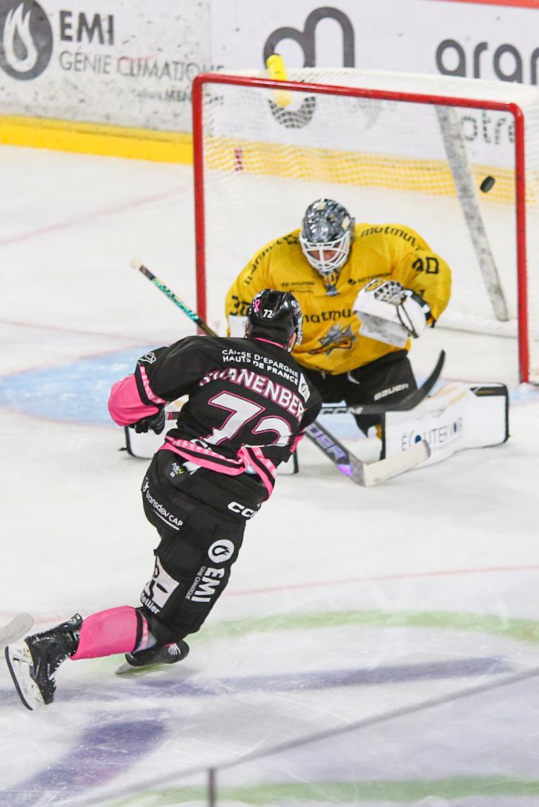 Amiens  2 - 4 Rouen