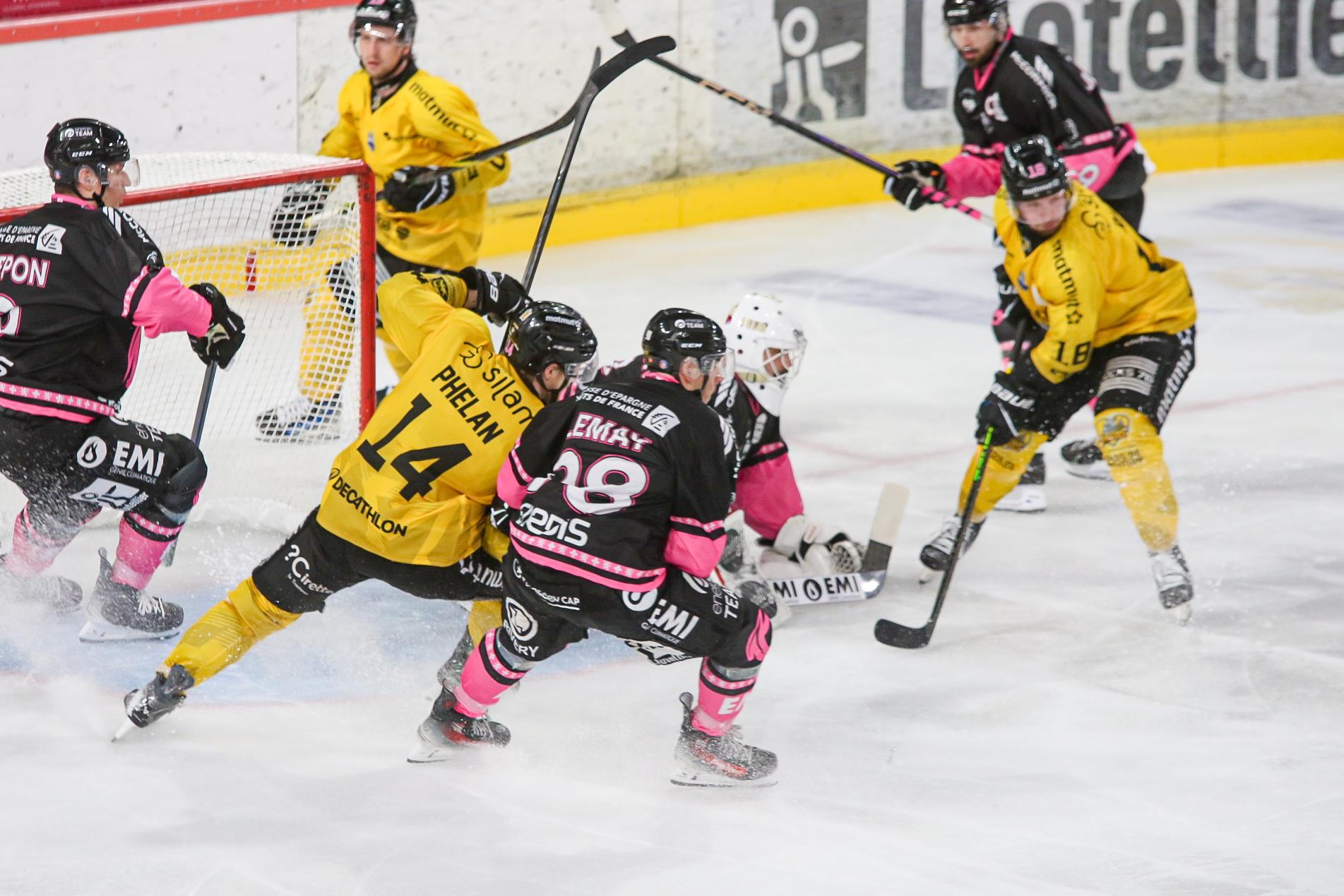 Amiens  2 - 4 Rouen