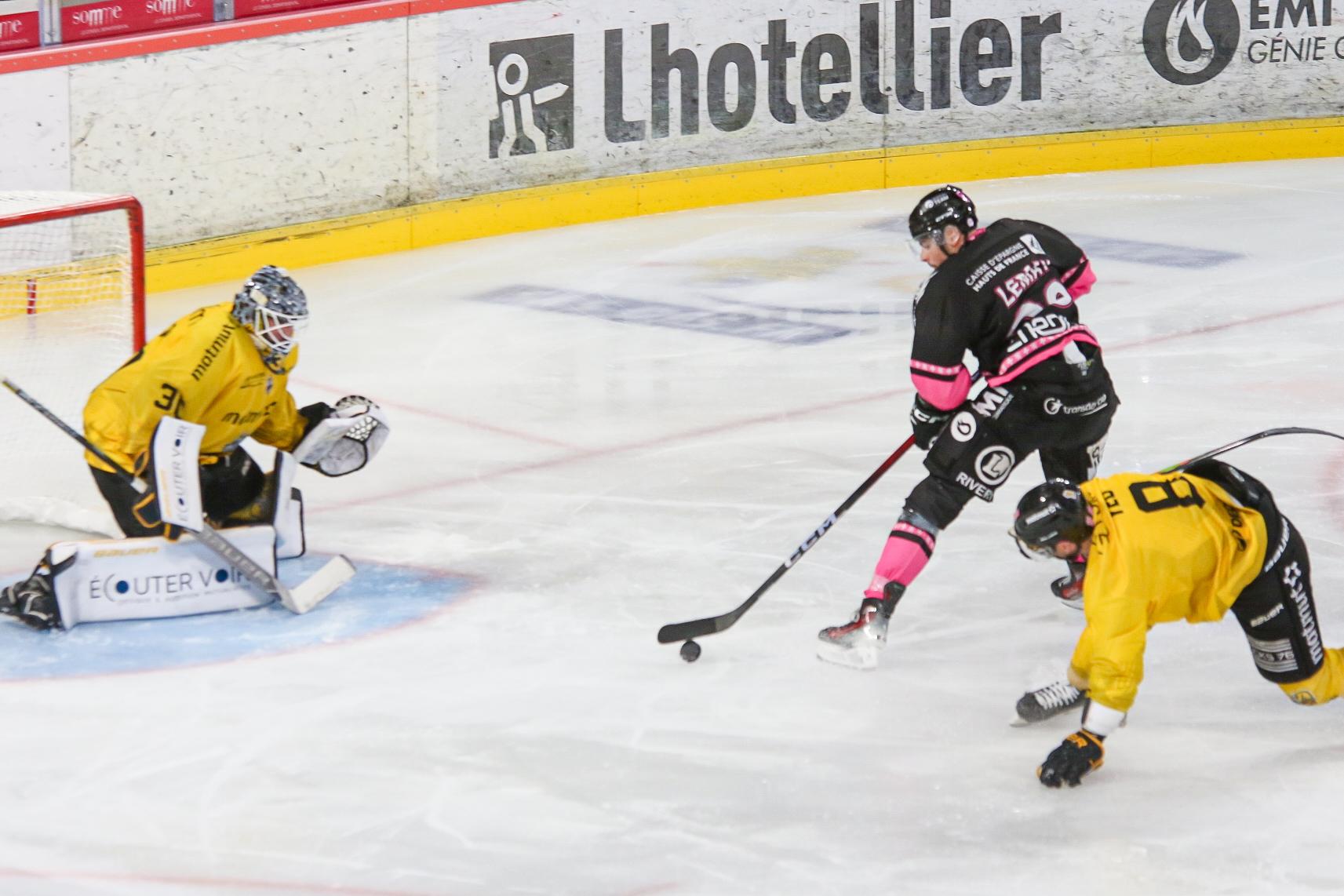 Amiens  2 - 4 Rouen