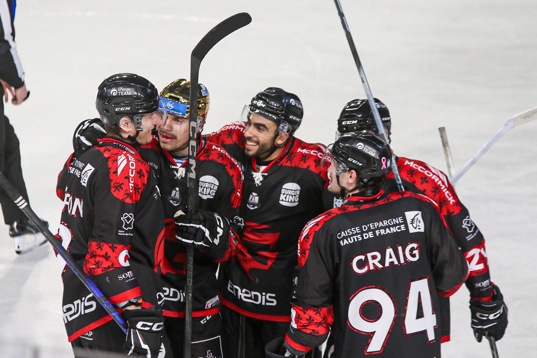 Amiens  2 - 0 Anglet