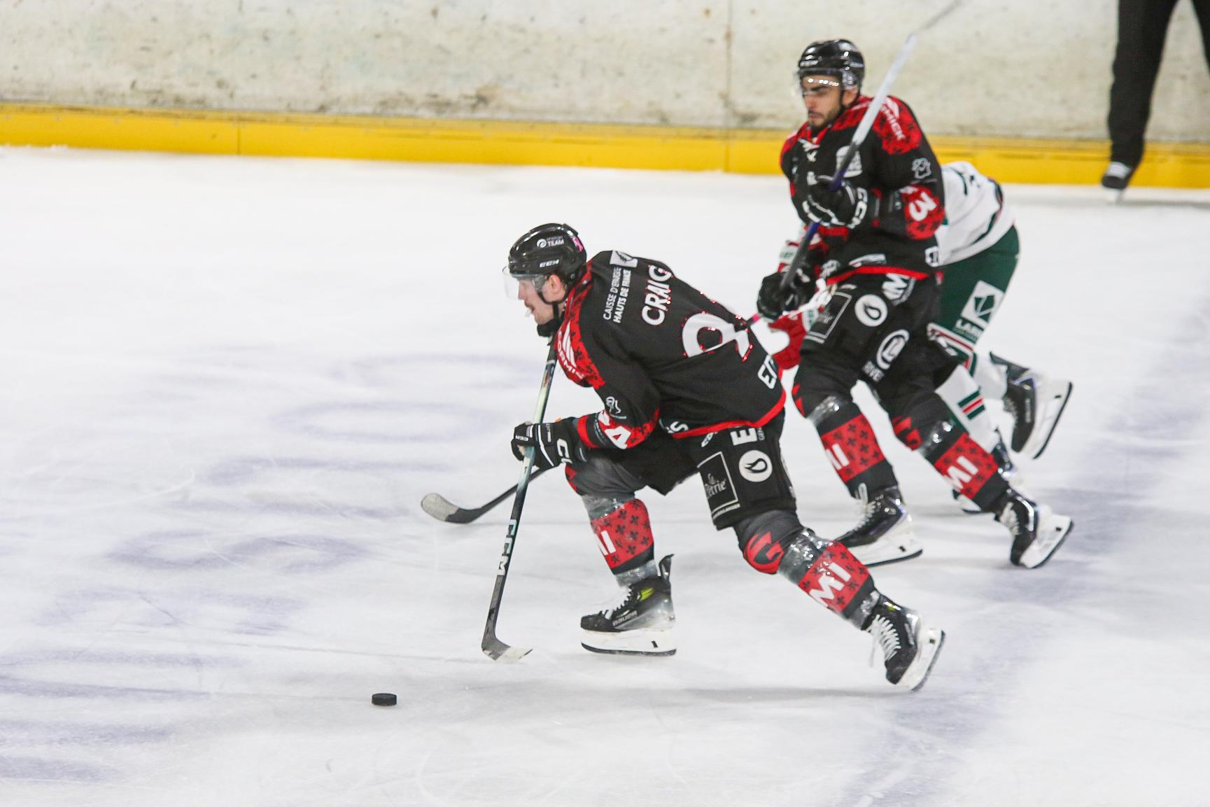 Amiens  2 - 0 Anglet