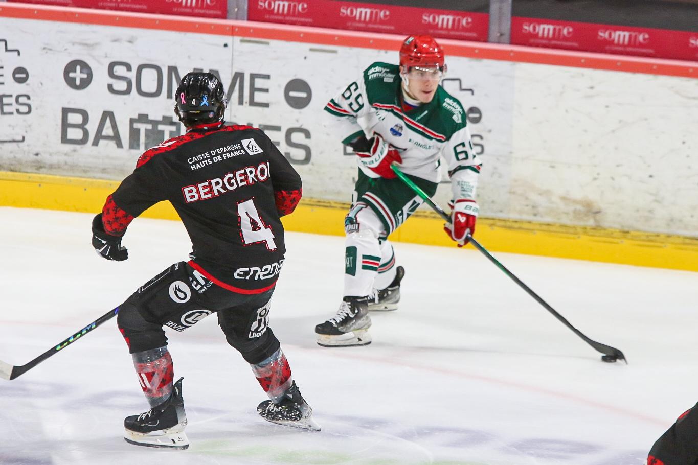 Amiens  2 - 0 Anglet
