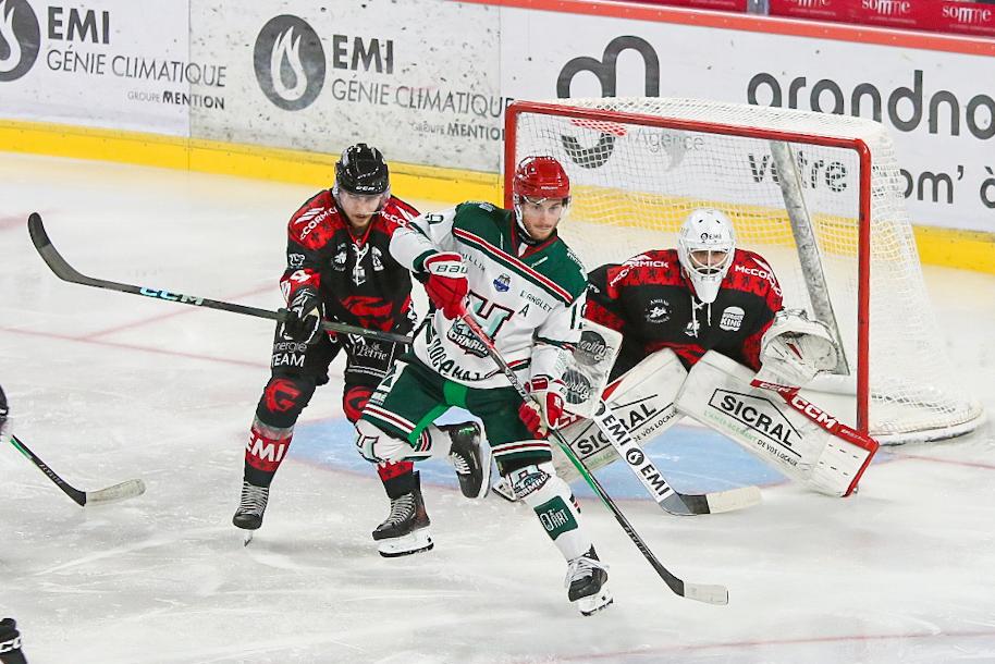 Amiens  2 - 0 Anglet
