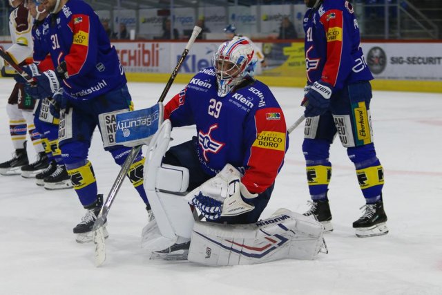 Photo hockey match Kloten - Genève le 21/10/2025