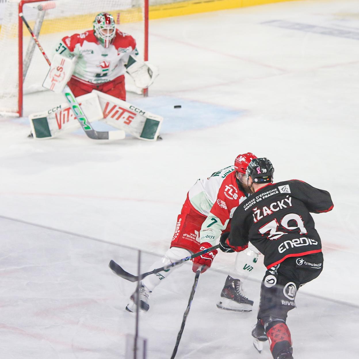 Amiens  3 - 2 Cergy-Pontoise
