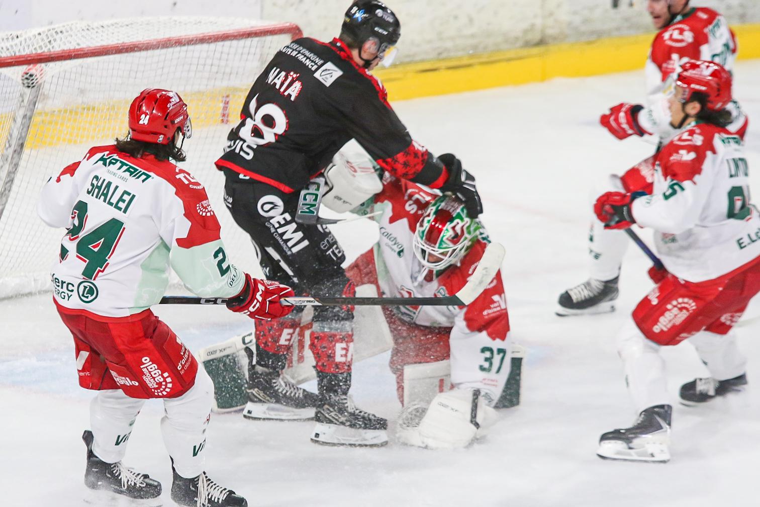 Amiens  3 - 2 Cergy-Pontoise