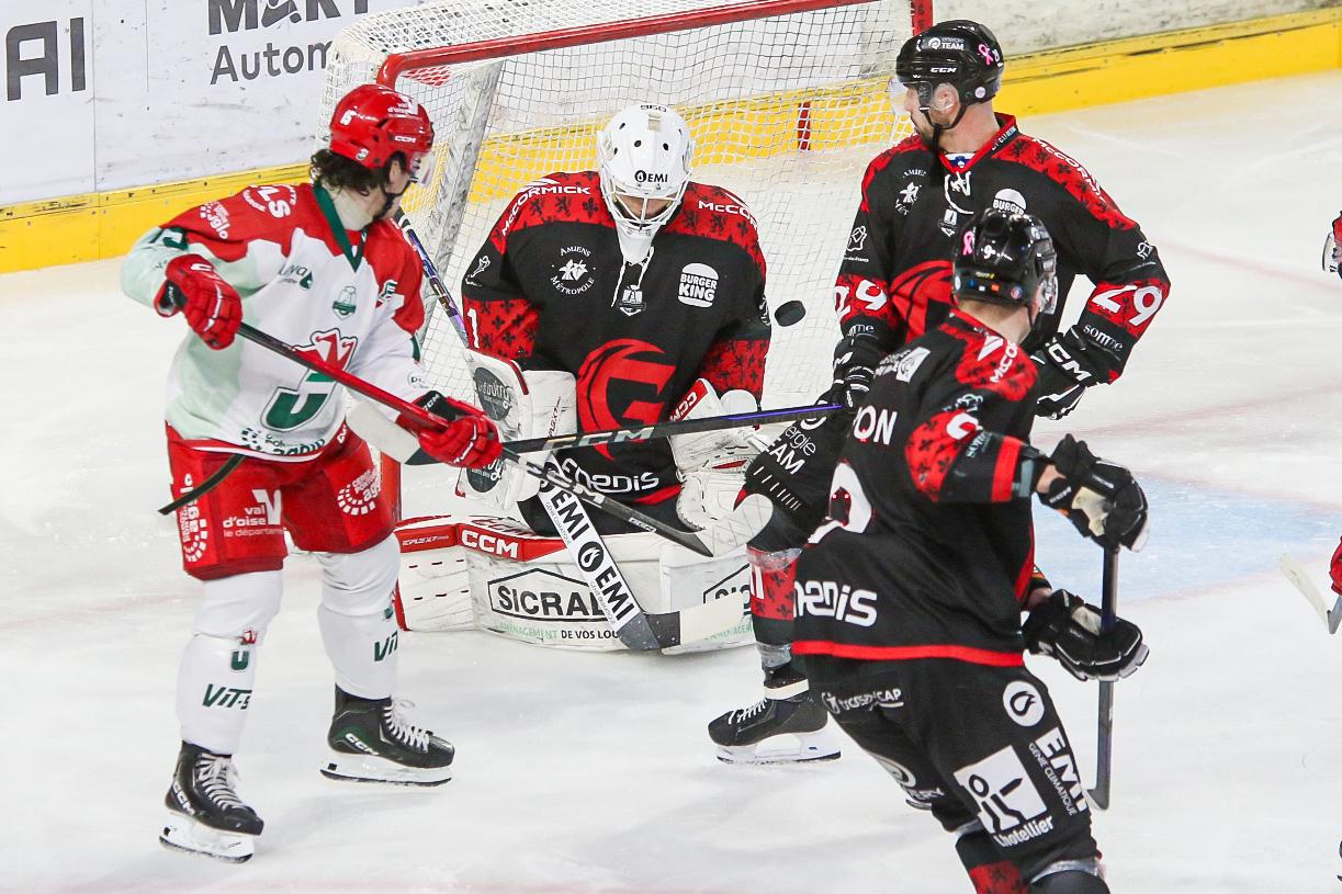 Amiens  3 - 2 Cergy-Pontoise
