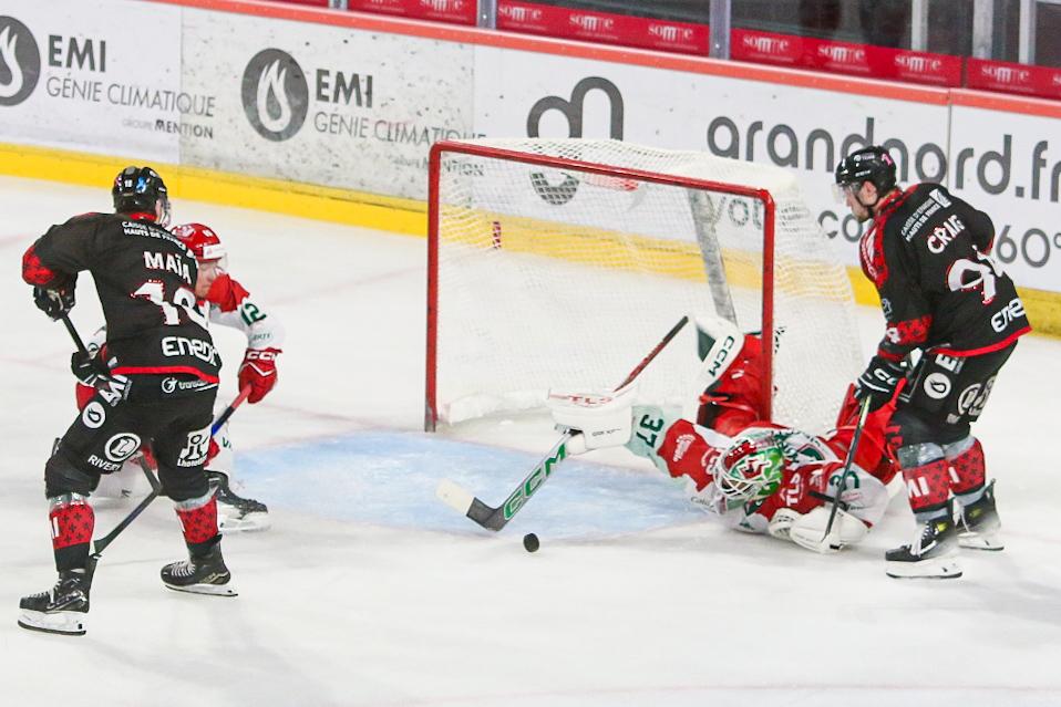 Amiens  3 - 2 Cergy-Pontoise