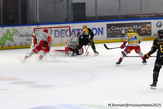 Photo hockey match Rouen - Grenoble  le 24/10/2025