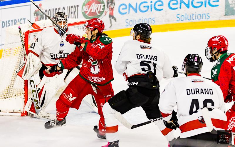 Cergy-Pontoise 1 - 4 Chamonix 