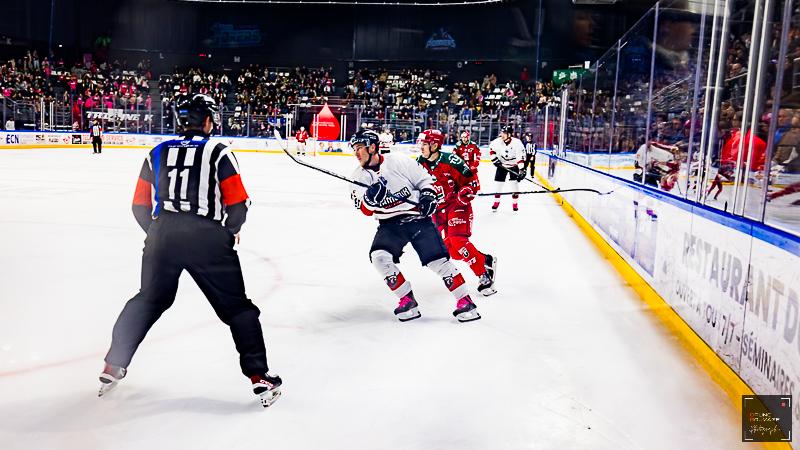 Cergy-Pontoise 1 - 4 Chamonix 