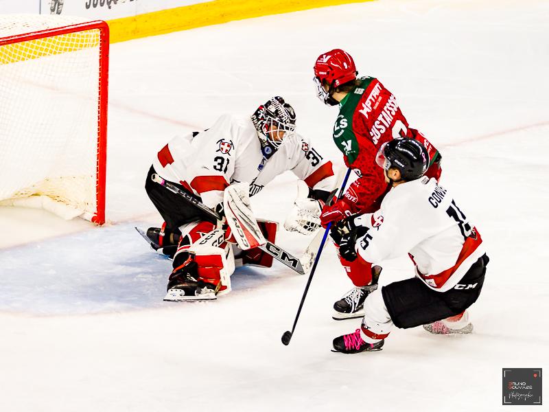 Cergy-Pontoise 1 - 4 Chamonix 